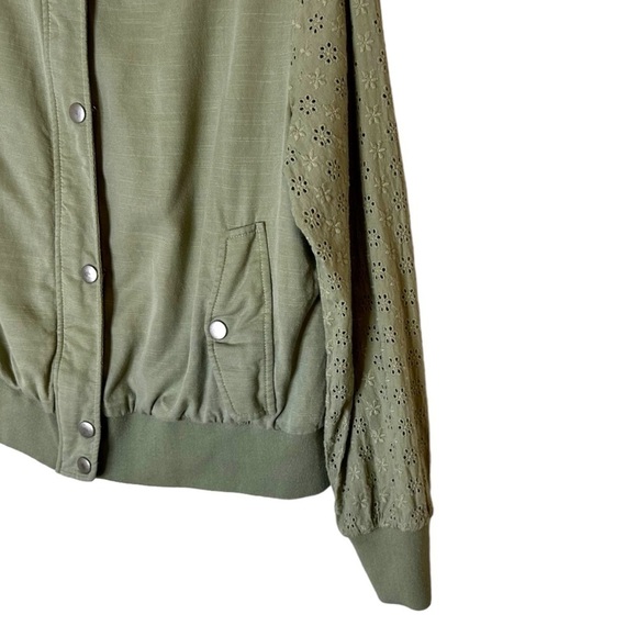 7 for All Mankind Embroidered Eyelet Sleeve Bomber Jacket - Picture 5 of 10